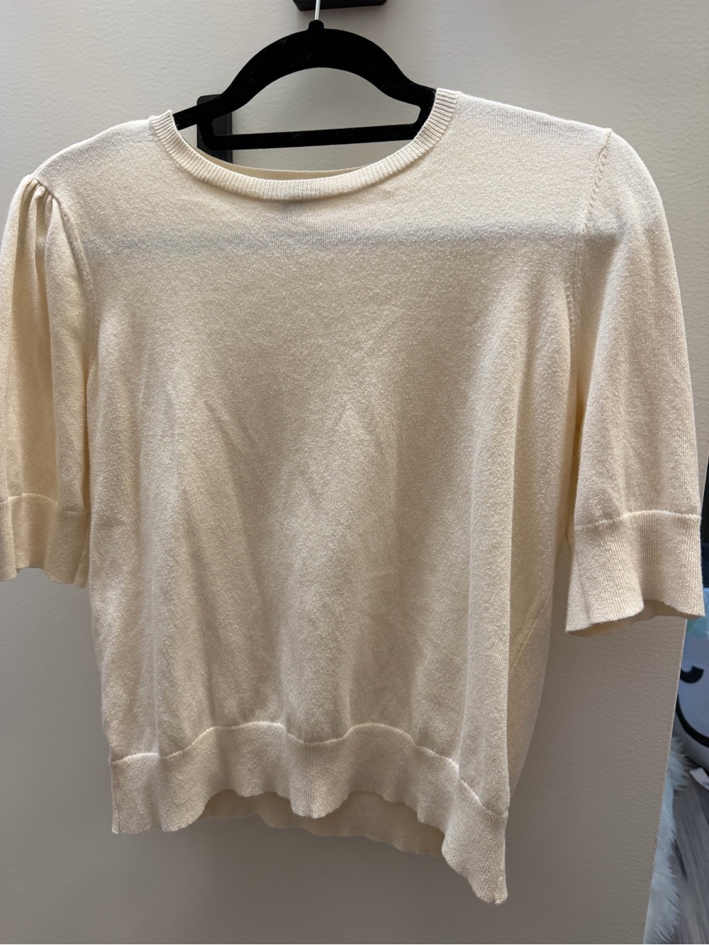 Ann Taylor Factory Cream Short Sleeve Knit Top